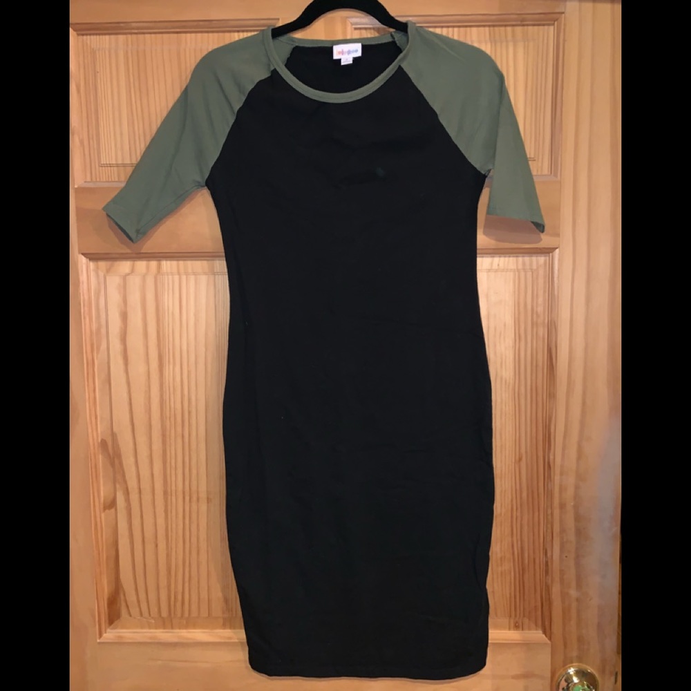 ✨LuLaRoe Julia dress